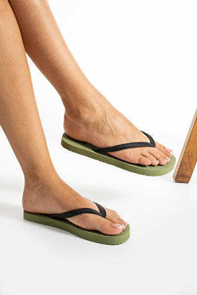 Evalupe Women's Comfortable Basic Flip Flops Beach Slippers Pool Slippers