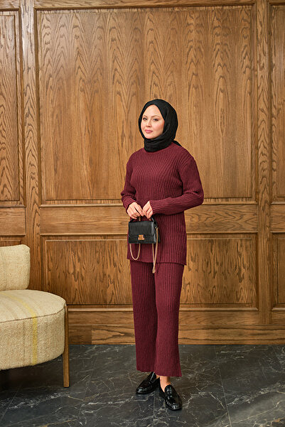 LOCCO Women's Crew Neck Knitwear Suit Claret Red