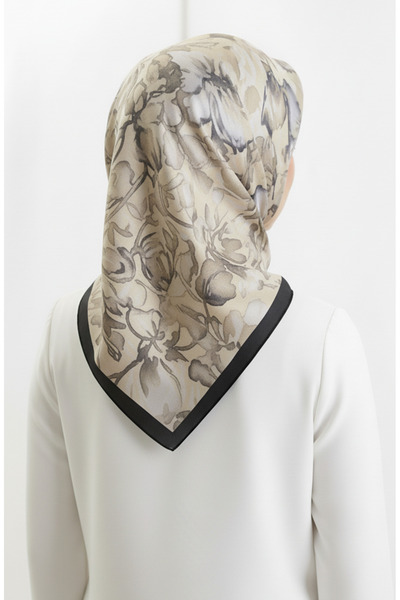 sefamerve Κεχριμπαρένιο κασκόλ με σχέδιο 70325-02 Μαύρο Χρυσό