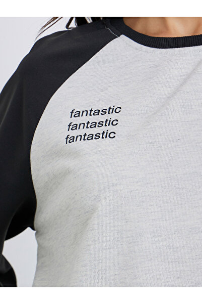 Styli Women Color Block T-Shirt and Joggers Co-ords