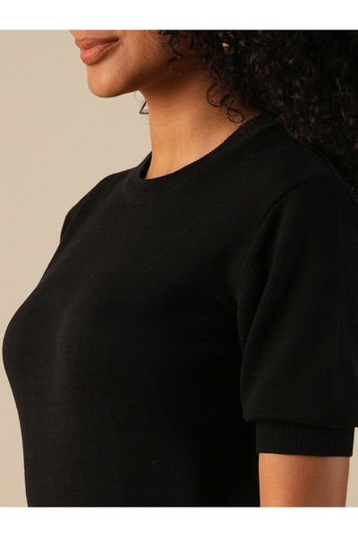 Globus By Styli Women Black Round Neck Knitted Sweater