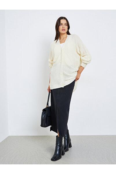 Styli Oversized Chunky Knit Button Down Cardigan