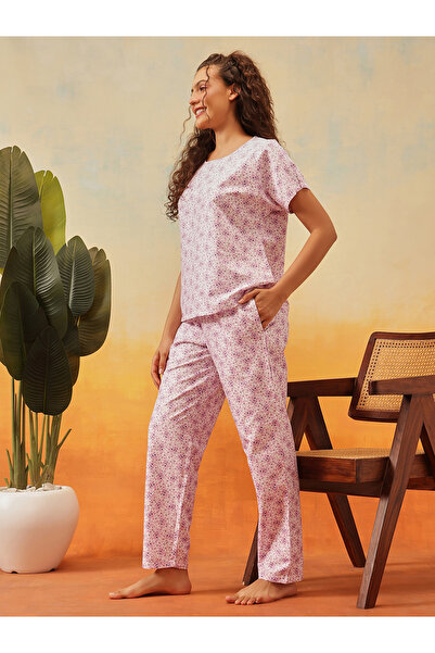 Clovia By Styli Rayon Floral Print Top and Pyjama Set