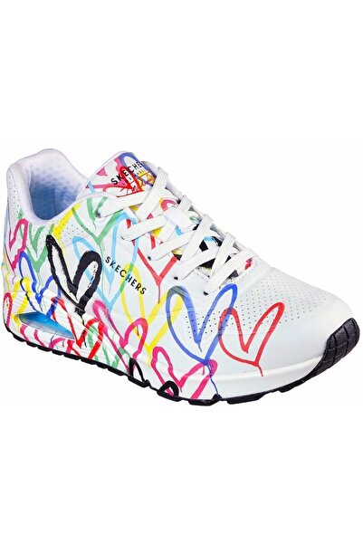 SKECHERS Spread The Love