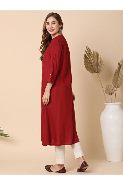 Globus By Styli Mandarin Collar Floral Embroidered Panelled A-Line Kurta