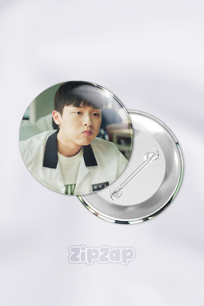 ZipZap مجموعة شارات زينة للحقائب بتصميم زر ضغط (1 قطعة) لشخصية الأبطال الضعيفة آنه سو-هو (تشوي هيون-ووك)