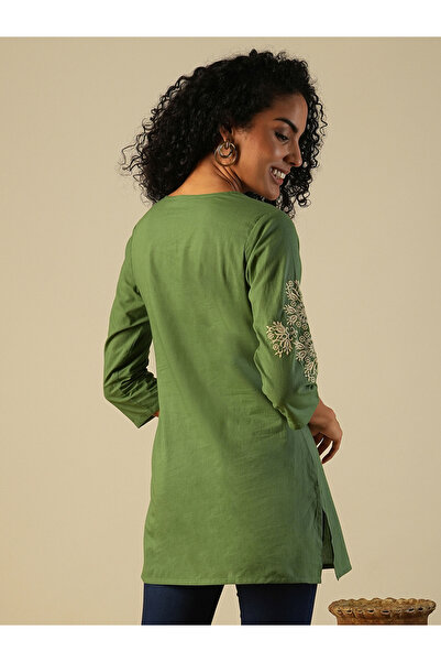 Globus By Styli Tie-Up Neck Embroidered Yoke Workwear Tunic