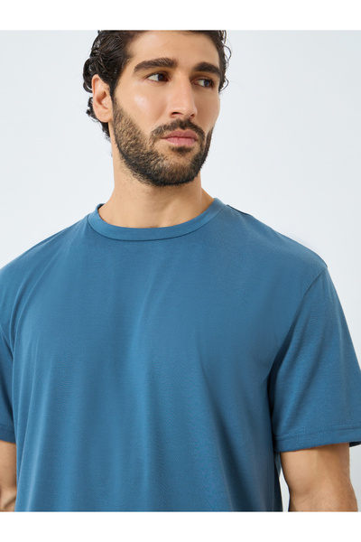 Styli Men Relaxed Fit Solid T-Shirt and Checked Pyjama Set