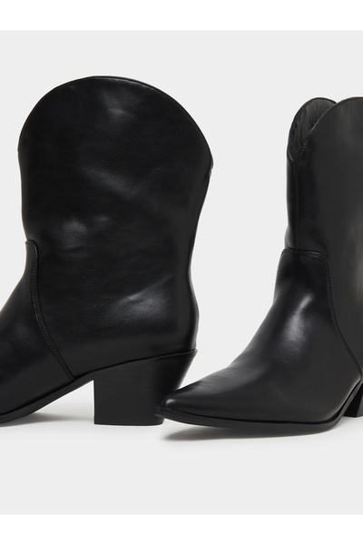Styli Black Western Ankle Boots