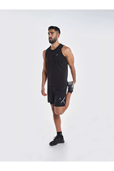 Wizard By Styli Men Black Vent Wizardry Solid Round Neck Tank T-Shirt