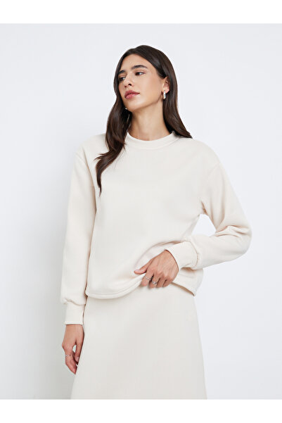 Styli Cream Round Neck Sweatshirt and Skirt Co-ords