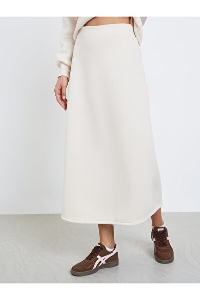 Styli Cream Round Neck Sweatshirt and Skirt Co-ords