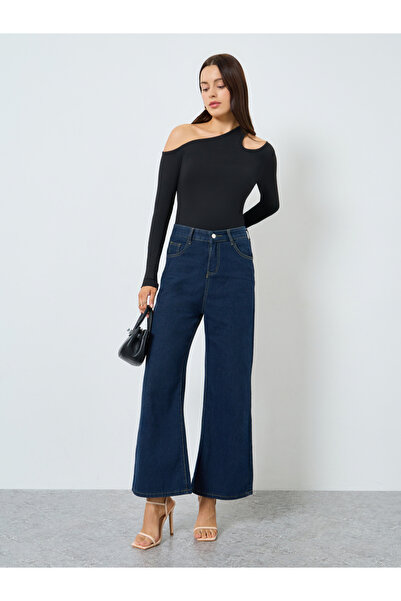 Styli Black Cut Out Detail Long Sleeve T-Shirt