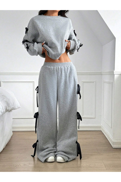 Take Two By Styli Side Striped Bow Detail Sweatshirt and Wide Pants Co-Ords