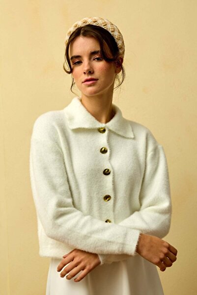 Ceylan Otantik Ecru Polo Neck Plush Cardigan