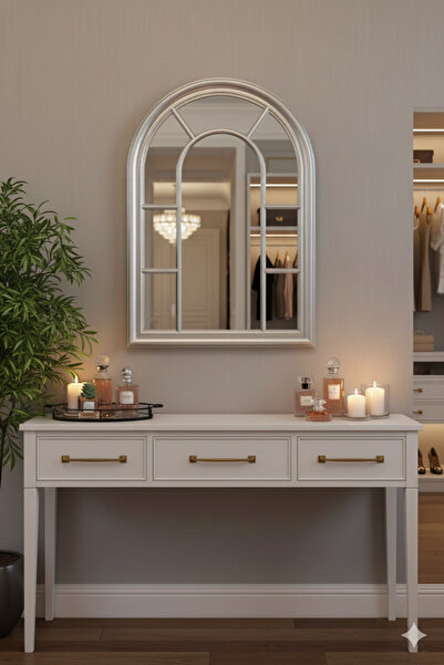 Generic Elegant mirror with a luxurious frame, 100 x 70 cm