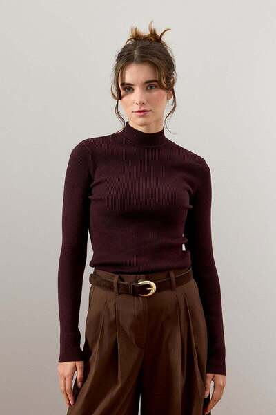 Ceylan Otantik Πλεκτό κορμάκι με μισό λαιμό σε καφέ χρώμα