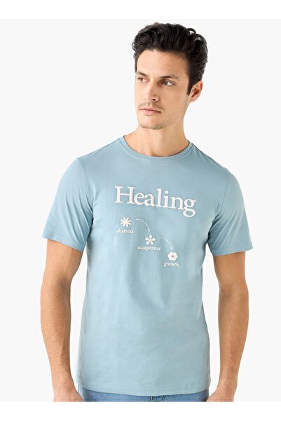 FAV تي شيرت بطبعة طباعية ورقبة دائرية وأكمام قصيرة