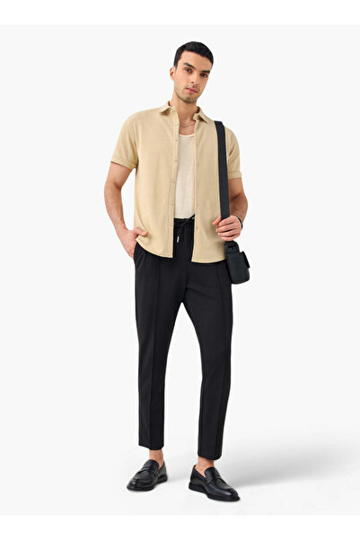 FAV Slim Fit Textured Shirt with Collar and Short Sleeves