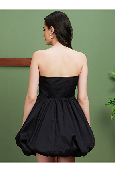 Globus By Styli Sweetheart Bandeau Neck Balloon Hem Mini Dress