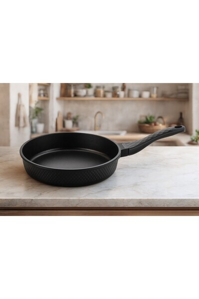 Brillant 20 cm Black Granite Coated Non-Stick Frying Pan