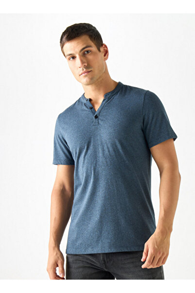 FAV Henley Neck T-shirt with Half-Button Closure