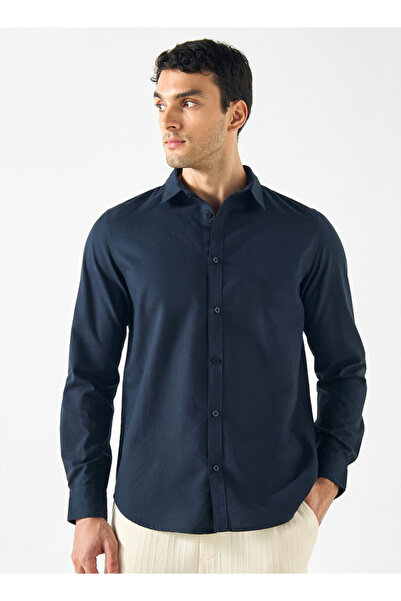 FAV قميص قصة ضيقة مع ياقة وأكمام طويلة