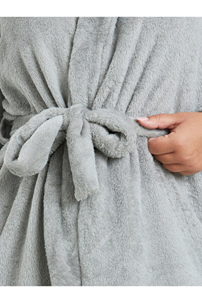 Styli Plus Size Shawl Collar Fleece Robe