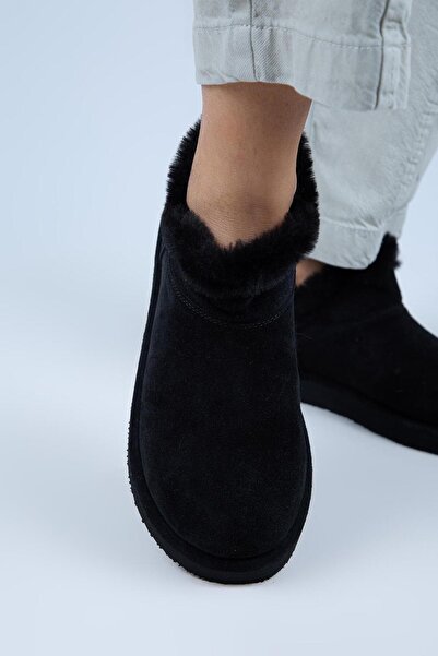 Manijero Γυναικείες μίνι μαύρες μπότες από γνήσιο δέρμα με λεπτομέρεια από γούνα
