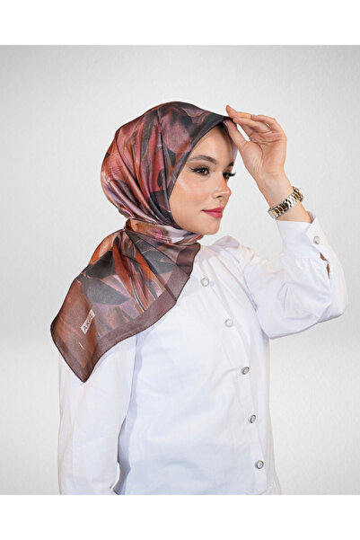 Akel Μοτίβο ψηφιακού κρυστάλλου σε κασκόλ – Αντιολισθητικό, λαμπερό και καθημερινή κομψότητα