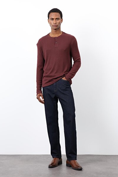 Antioch Burgundy Corded Fabric Button Collar T-Shirt