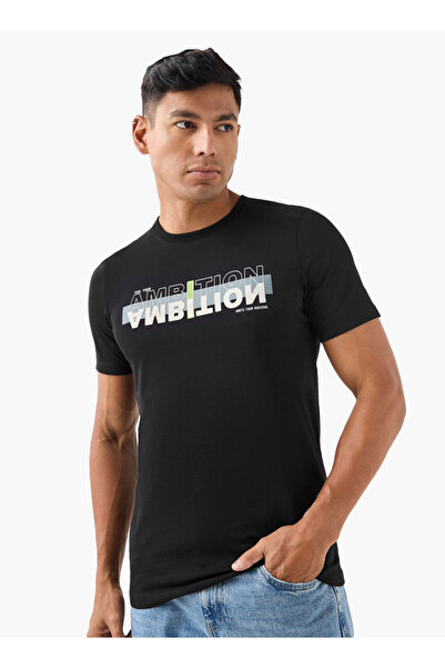 FAV تي شيرت مطبوع بياقة دائرية