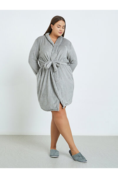 Styli Plus Size Shawl Collar Fleece Robe