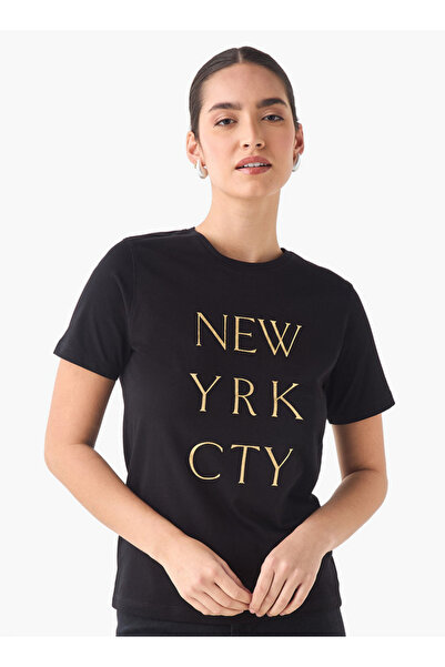 FAV Typographic Print T-shirt