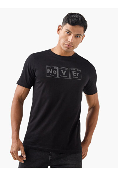 FAV تي شيرت برقبة دائرية وطبعة شعار