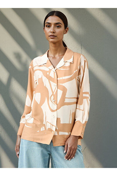 FAV Regular Fit Printed Collared Satin Shirt