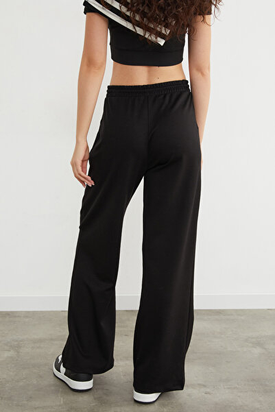 Fulla Moda Modal Sweatpants with Tie-Waist and Pockets