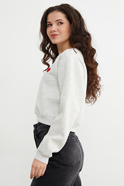Fulla Moda 3 Thread Heart Embroidered Crop Sweatshirt
