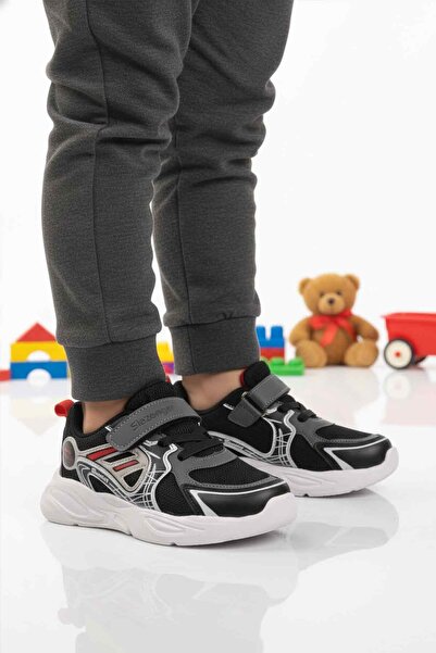 Slazenger Black Red Velcro Lightweight Flexible Unisex Children's Sports Shoes Kelsy P