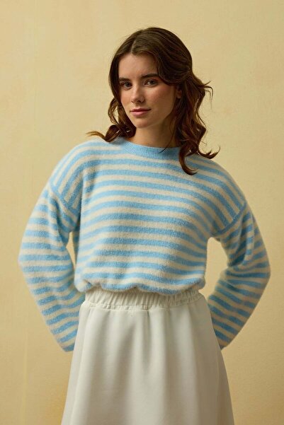 Ceylan Otantik Soft Blue Striped Plush Sweater