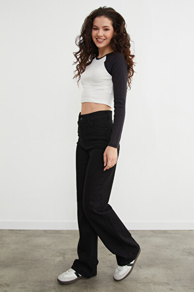 Fulla Moda Basic Raglan Sleeve Crop Bodysuit