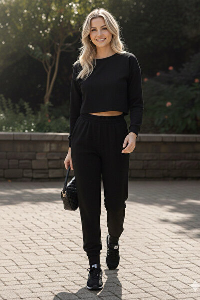 oshebu Black-Women's Crew Neck Two Thread Bottom-Top Tracksuit Set