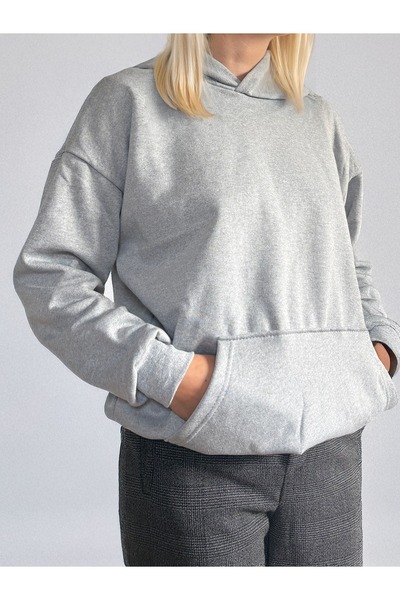 Kadın Pamuklu Oversize Basic Kapüşonlu Sweatshirt
