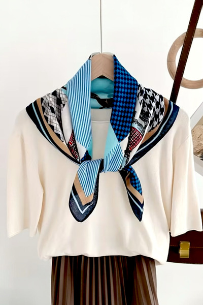 Pinty Design Horse Patterned Women's Shawl Scarf 65 cm