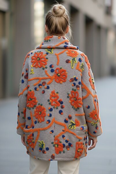 Chiccy Ιταλικό μπεζ μακρυμάνικο μπουφάν με μοτίβο με κουμπιά και τσέπες casual από ύφασμα τσόχα O oversized υφαντό μπουφάν 80 80