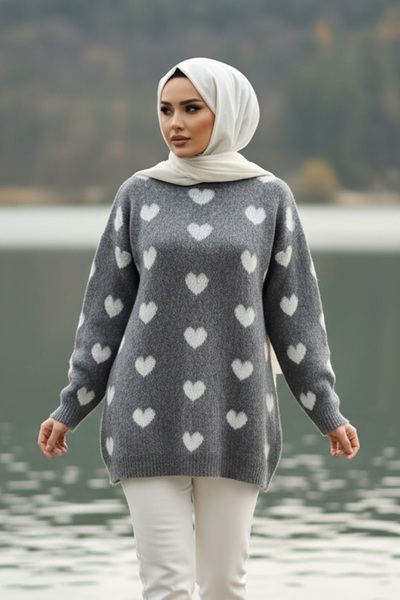 N.S NEVA STYLE Kalp Desenli Füme Tesettür Triko Kazak Tunik 8688FU