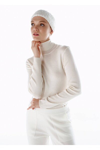 Knitss Alpaca Blend Ecru Headband