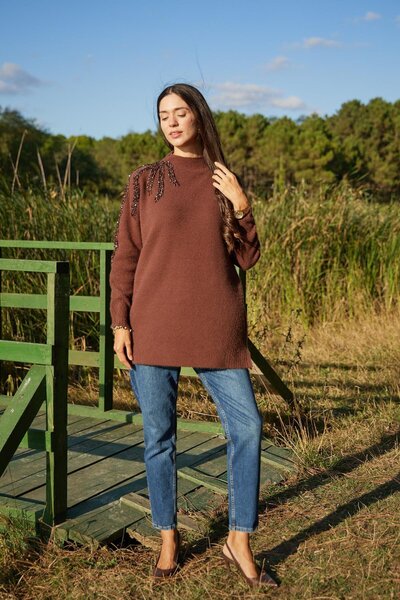 Moodbasic -Bead Embroidered Knitwear Sweater-3006