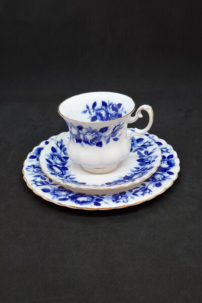 Royal Albert Aristocrat Bone China Porcelain Double Coffee Cup and Saucers 3 Pieces 120 ml