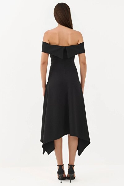 Hiccup Відкриті плечі, А-силует, довга сукня